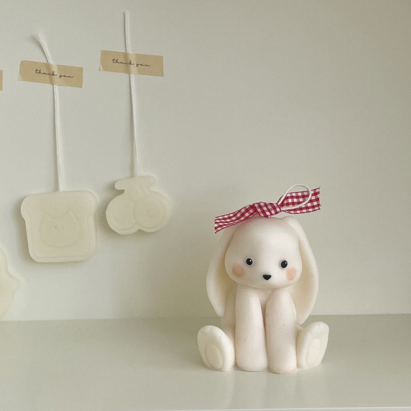 Sitting Rabbit Silicone Candle - Candle Supplies Shop recension och pris